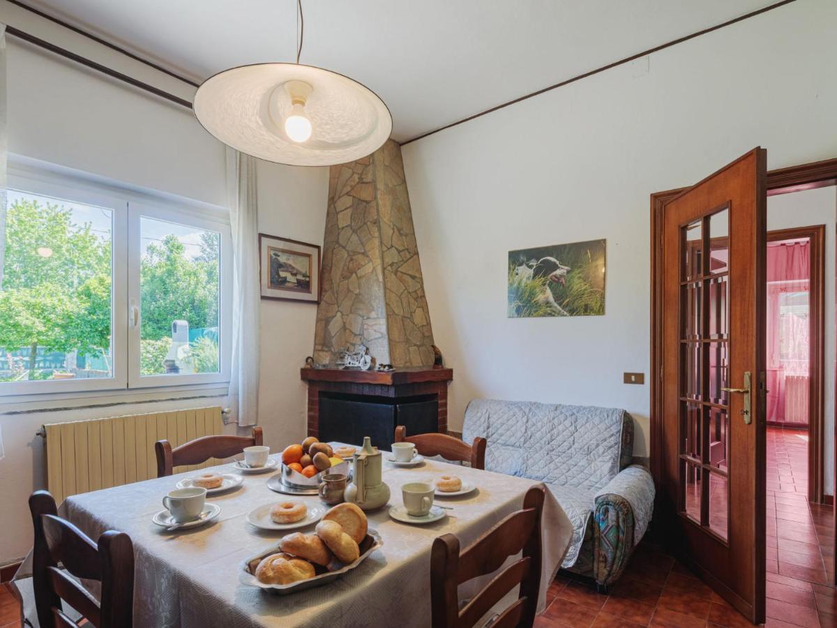 Apartment Emiliano By Interhome Marina di Massa Ngoại thất bức ảnh
